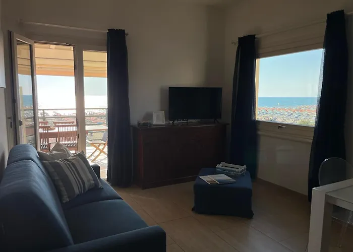 Attico Sulla Spiaggia