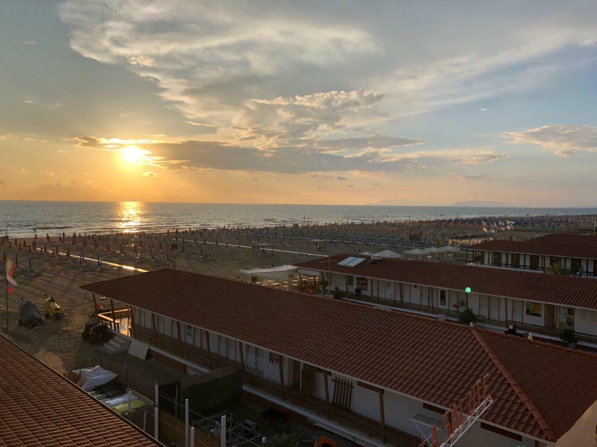 Attico Sulla Apartment Viareggio
